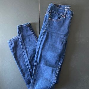 Dark wash skinny jeans